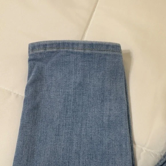 Levi's Women's Mile High Super Skinny Jeans Size 29 Light Wash High Rise Strech - Picture 3 of 16